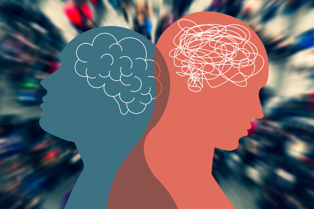 Zwei Köpfe: Linker Kopf blau, mit dunkler Wolke, Regen und Blitz darin (Symbol für negative Gedanken oder Stimmung) und rechter Kopf dunkel, mit Regenbogen darin (Symbol für positive Gedanken oder Stimmung)